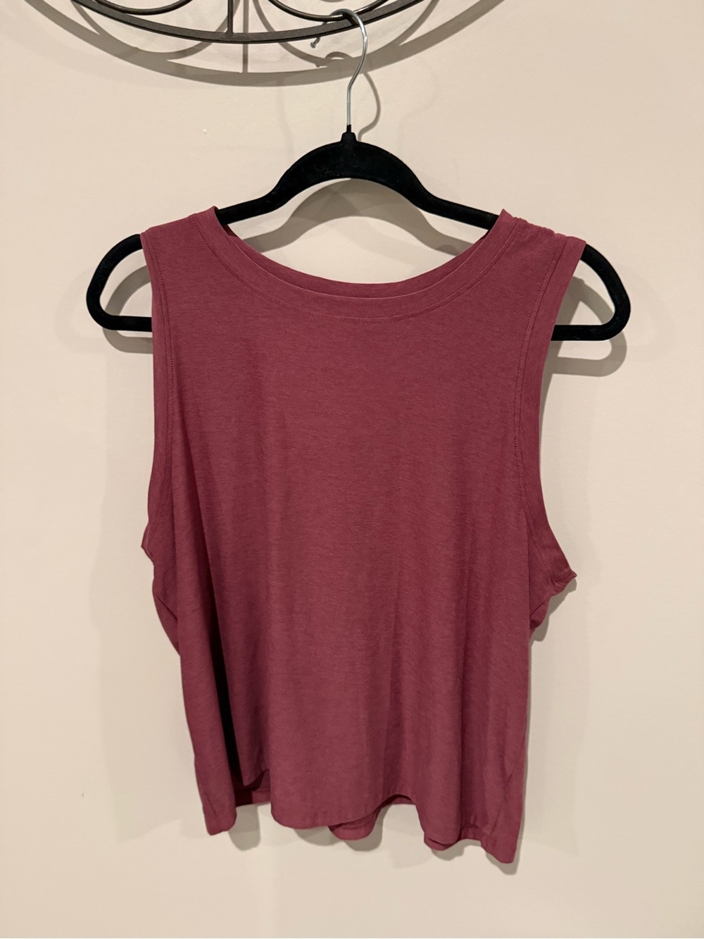 Beyond Yoga Featherweight Minimal Cropped Tank